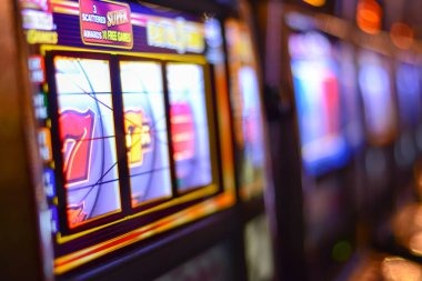 Spadegaming slot titles displayed on crvbet login platform interface